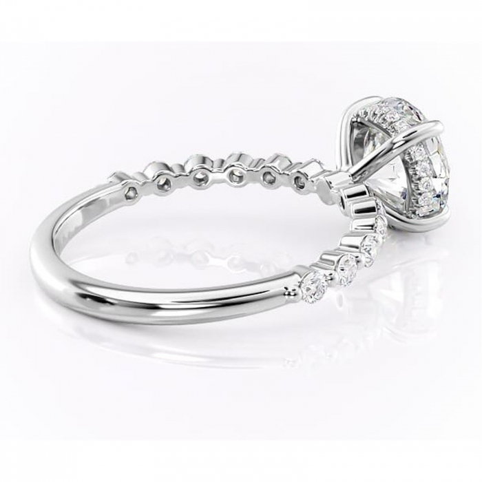 Inel de logodnă Amara din aur Alb 14kt cu moissanite tăietură rotundă – Pietre laterale rafinată pentru profil înalt | Personalizează și configurează gratuit online [3]