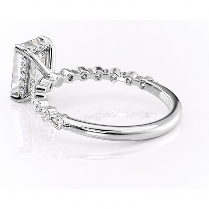 Inel de logodnă Amara din aur Alb 14kt cu moissanite tăietură smarald – Pietre laterale rafinată pentru profil înalt | Personalizează și configurează gratuit online [5]