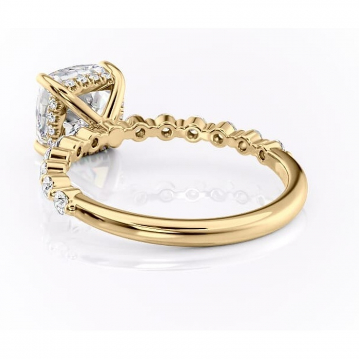Inel de logodnă Amara din aur Galben 14kt cu moissanite tăietură pernă – Pietre laterale rafinată pentru profil înalt | Personalizează și configurează gratuit online [4]