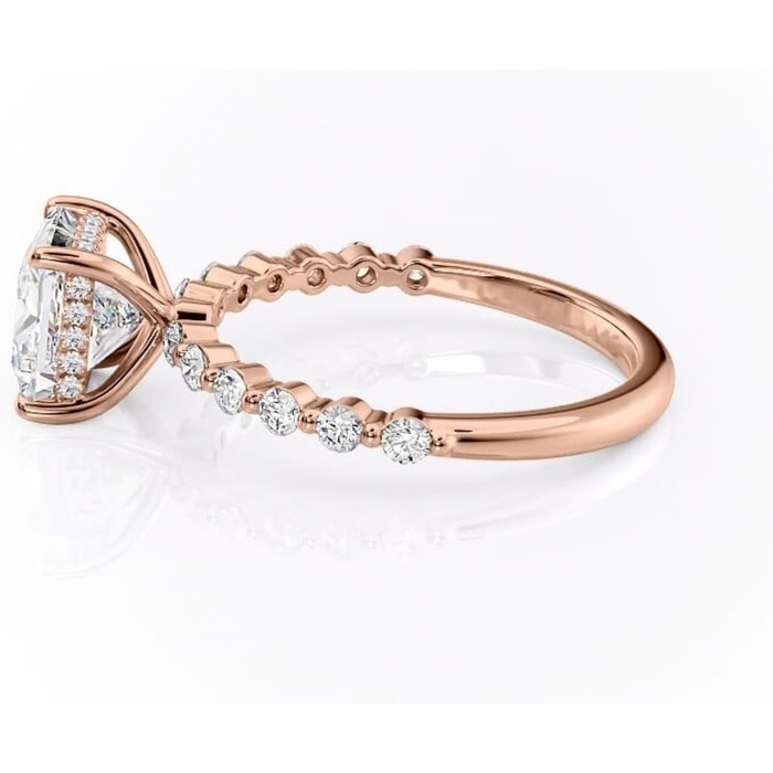 Inel de logodnă Amara din aur Rose 14kt cu moissanite tăietură princess – Pietre laterale rafinată pentru profil înalt | Personalizează și configurează gratuit online [6]