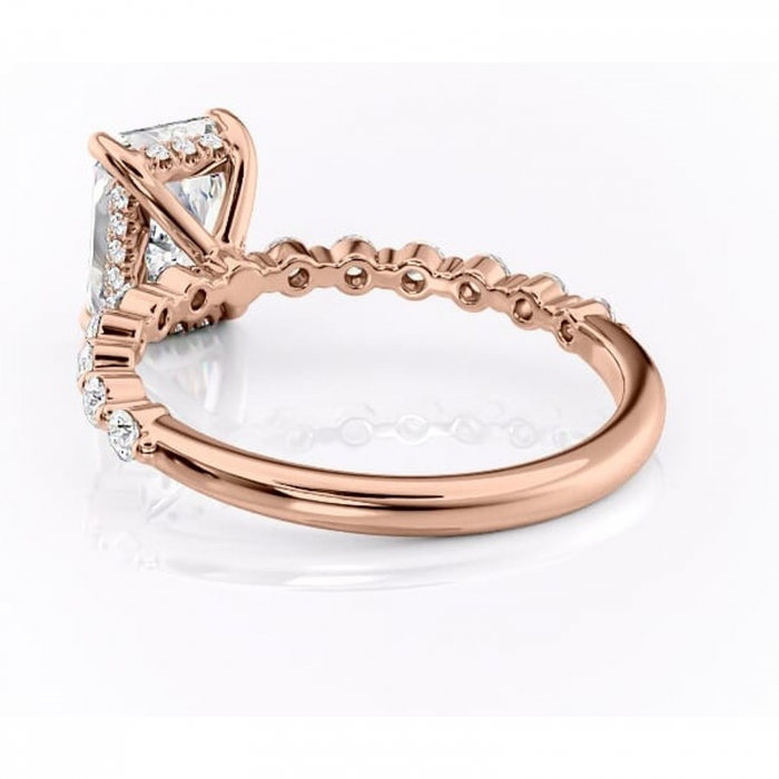Inel de logodnă Amara din aur Rose 14kt cu moissanite tăietură radiantă – Pietre laterale rafinată pentru profil înalt | Personalizează și configurează gratuit online [4]