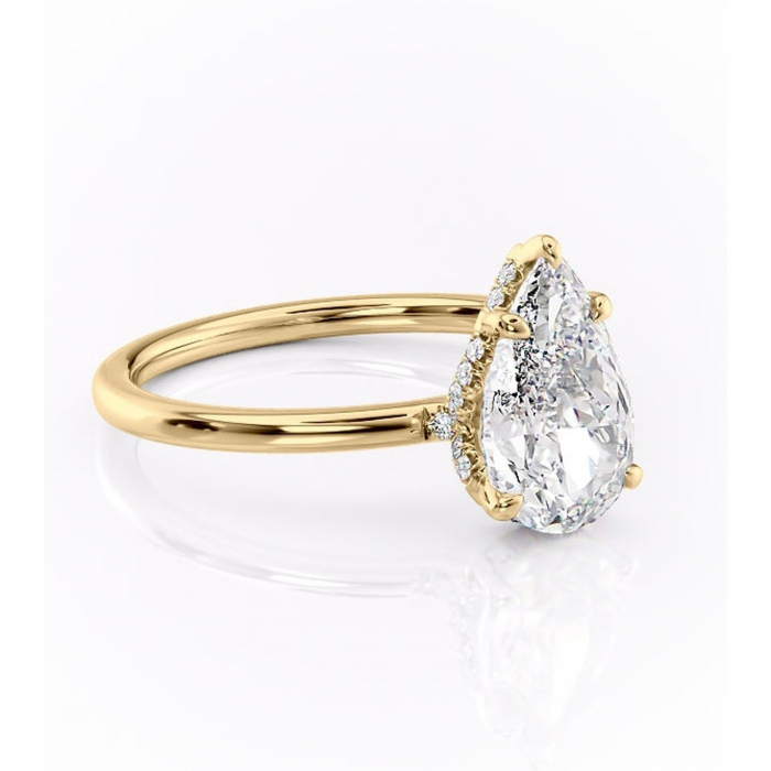 Inel de logodnă Amethyst din aur Galben 14kt cu moissanite tăietură pară – Solitar rafinată pentru profil înalt | Personalizează și configurează gratuit online [1]