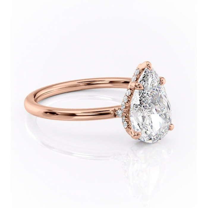 Inel de logodnă Amethyst din aur Rose 14kt cu moissanite tăietură pară – Solitar rafinată pentru profil înalt | Personalizează și configurează gratuit online [1]