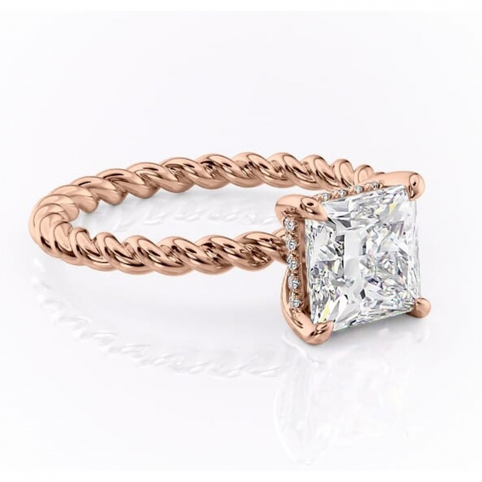 Inel de logodnă Anastasia din aur Rose 14kt cu moissanite tăietură princess – Solitar rafinată pentru profil înalt | Personalizează și configurează gratuit online [1]