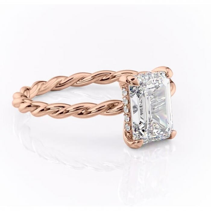 Inel de logodnă Anastasia din aur Rose 18kt cu moissanite tăietură smarald – Solitar rafinată pentru profil înalt | Personalizează și configurează gratuit online [1]