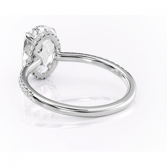 Inel de logodnă Arabella din aur Alb 14kt cu moissanite tăietură ovală – Montură pavé rafinată pentru profil jos | Personalizează și configurează gratuit online [4]