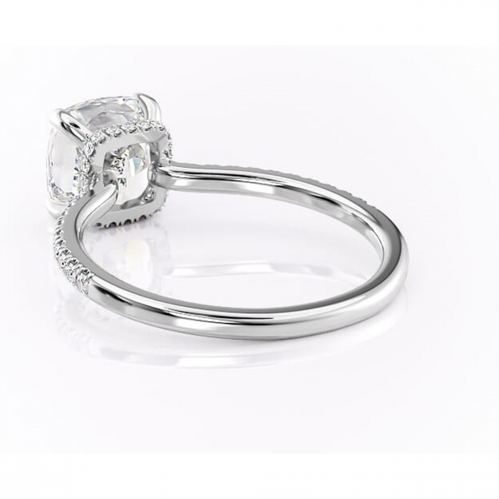 Inel de logodnă Arabella din aur Alb 14kt cu moissanite tăietură pernă – Montură pavé rafinată pentru profil jos | Personalizează și configurează gratuit online [4]