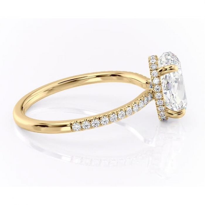 Inel de logodnă Arabella din aur Galben 14kt cu moissanite tăietură ovală – Montură pavé rafinată pentru profil jos | Personalizează și configurează gratuit online [2]