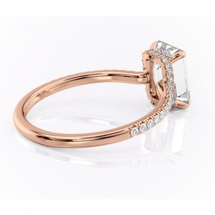 Inel de logodnă Arabella din aur Rose 14kt cu moissanite tăietură smarald – Montură pavé rafinată pentru profil jos | Personalizează și configurează gratuit online [3]