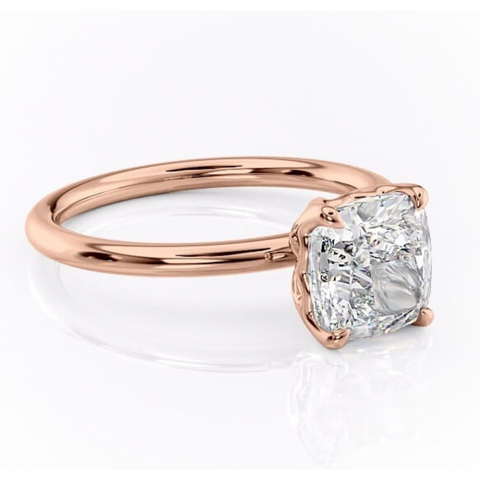Inel de logodnă Arabeth din aur Rose 14kt cu moissanite tăietură pernă – Solitar rafinată pentru profil înalt | Personalizează și configurează gratuit online [1]