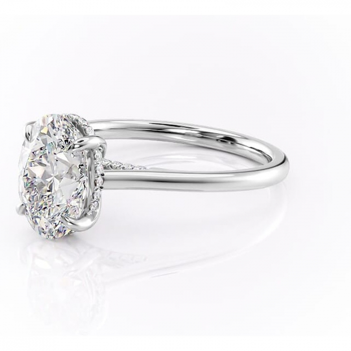 Inel de logodnă Aria din aur Alb 14kt cu moissanite tăietură ovală – Solitar rafinată pentru profil înalt | Personalizează și configurează gratuit online [7]