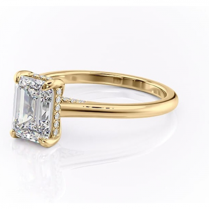 Inel de logodnă Aria din aur Galben 18kt cu moissanite tăietură smarald – Solitar rafinată pentru profil înalt | Personalizează și configurează gratuit online [7]