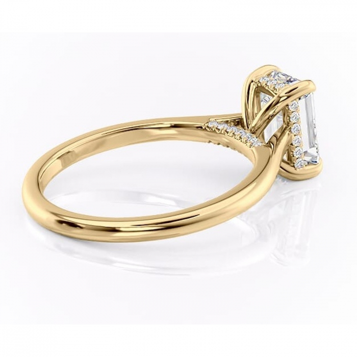 Inel de logodnă Aria din aur Galben 18kt cu moissanite tăietură smarald – Solitar rafinată pentru profil înalt | Personalizează și configurează gratuit online [3]