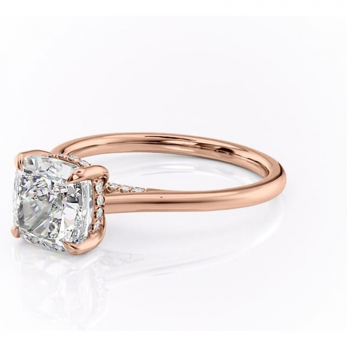 Inel de logodnă Aria din aur Rose 18kt cu moissanite tăietură pernă – Solitar rafinată pentru profil înalt | Personalizează și configurează gratuit online [7]