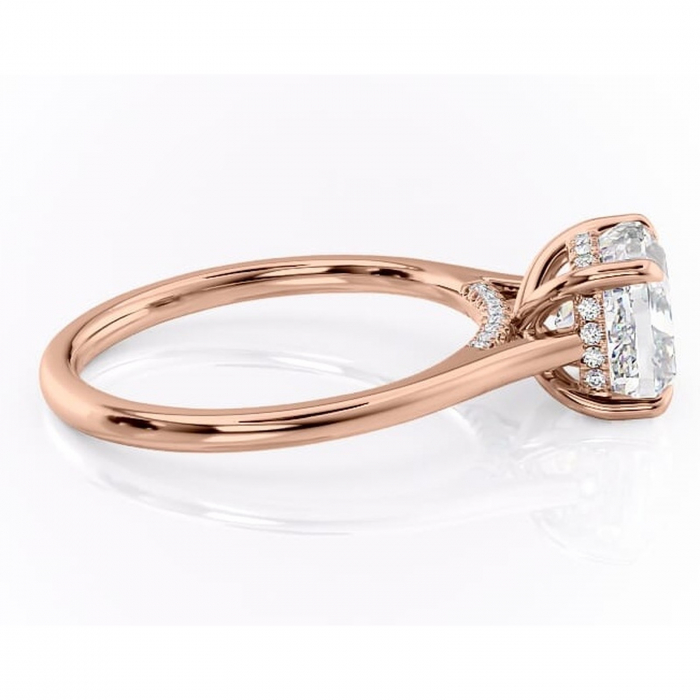 Inel de logodnă Aria din aur Rose 18kt cu moissanite tăietură pernă – Solitar rafinată pentru profil înalt | Personalizează și configurează gratuit online [2]