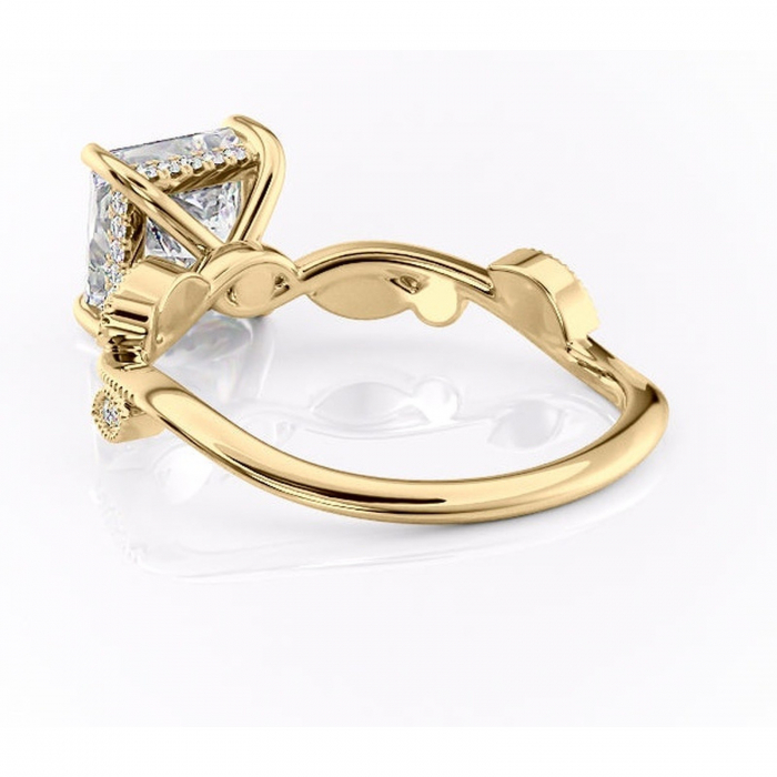 Inel de logodnă Aurelia din aur Galben 14kt cu moissanite tăietură princess – Pietre laterale rafinată pentru profil înalt | Personalizează și configurează gratuit online [4]