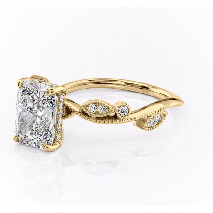 Inel de logodnă Aurelia din aur Galben 14kt cu moissanite tăietură radiantă – Pietre laterale rafinată pentru profil înalt | Personalizează și configurează gratuit online [7]