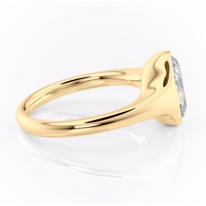 Inel de logodnă Avenelle din aur Galben 14kt cu moissanite tăietură ovală – Montură închisă rafinată pentru solitar | Personalizează și configurează gratuit online [2]