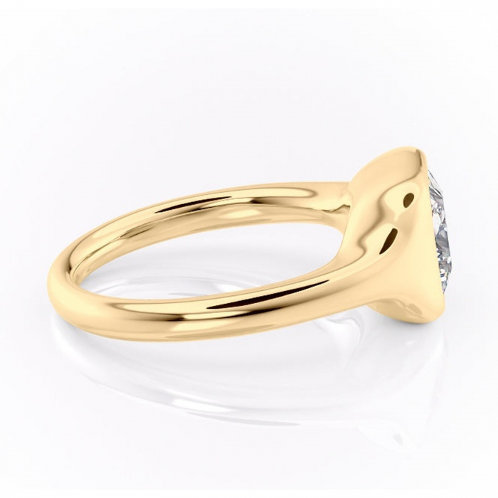Inel de logodnă Avenelle din aur Galben 14kt cu moissanite tăietură princess – Montură închisă rafinată pentru solitar | Personalizează și configurează gratuit online [2]