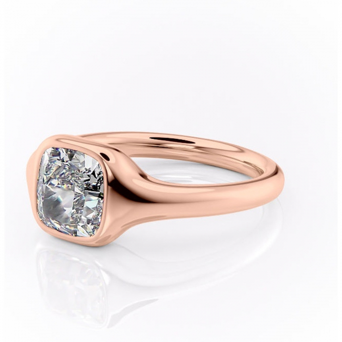 Inel de logodnă Avenelle din aur Rose 14kt cu moissanite tăietură pernă – Montură închisă rafinată pentru solitar | Personalizează și configurează gratuit online [7]