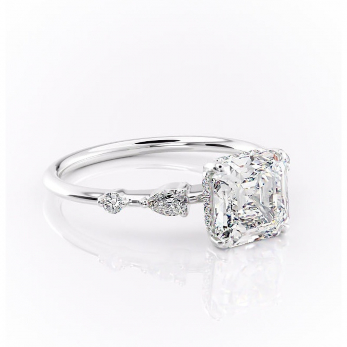 Inel de logodnă Azalea din aur Alb 14kt cu moissanite tăietură asscher – Montură cu trei pietre rafinată pentru profil mediu | Personalizează și configurează gratuit online [1]