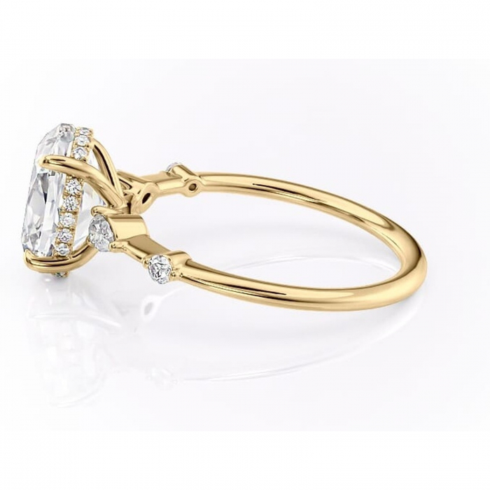 Inel de logodnă Azalea din aur Galben 14kt cu moissanite tăietură ovală – Montură cu trei pietre rafinată pentru profil mediu | Personalizează și configurează gratuit online [6]