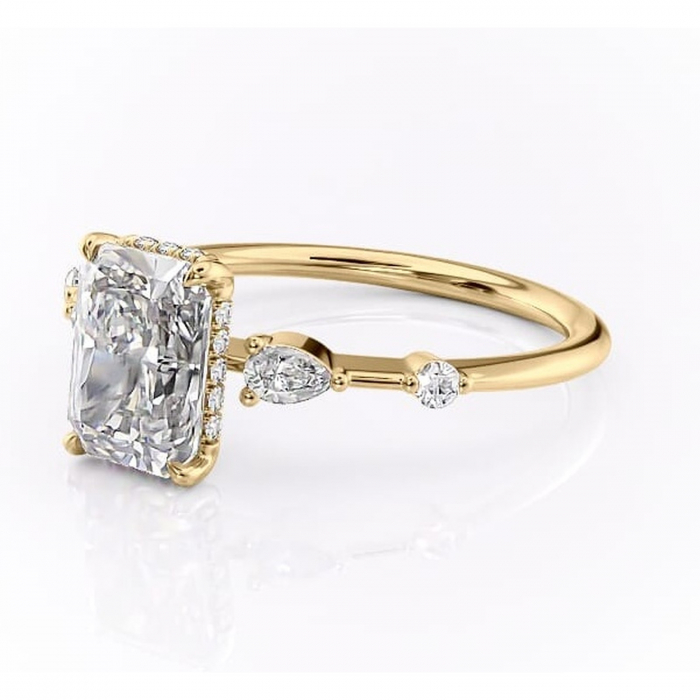 Inel de logodnă Azalea din aur Galben 14kt cu moissanite tăietură radiantă – Montură cu trei pietre rafinată pentru profil mediu | Personalizează și configurează gratuit online [7]