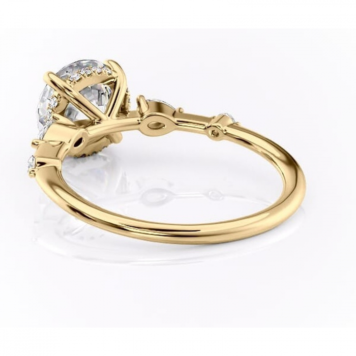 Inel de logodnă Azalea din aur Galben 14kt cu moissanite tăietură rotundă – Montură cu trei pietre rafinată pentru profil mediu | Personalizează și configurează gratuit online [4]