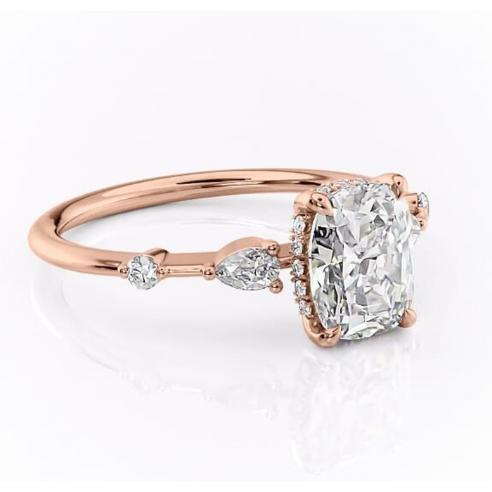 Inel de logodnă Azalea din aur Rose 14kt cu moissanite tăietură asscher – Montură cu trei pietre rafinată pentru profil mediu | Personalizează și configurează gratuit online [1]