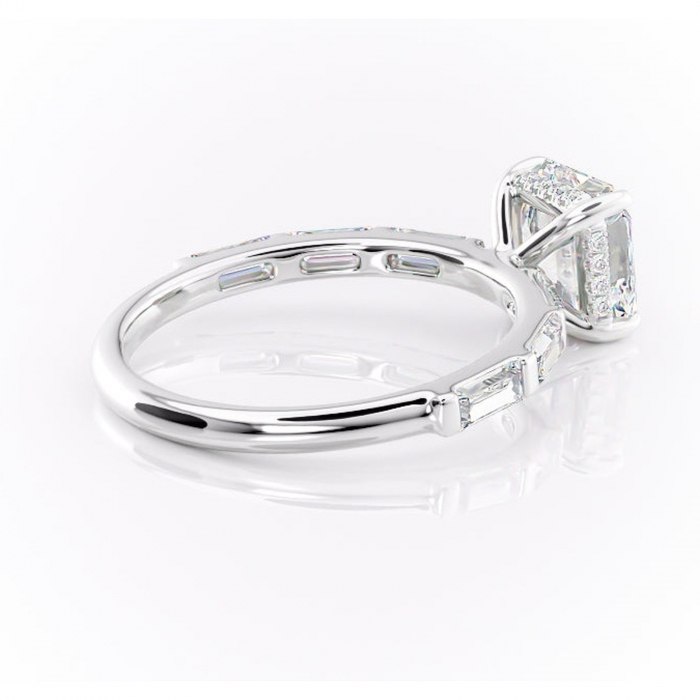 Inel de logodnă Beatrice din aur Alb 14kt cu moissanite tăietură asscher – Montură cu canal rafinată pentru profil înalt | Personalizează și configurează gratuit online [3]