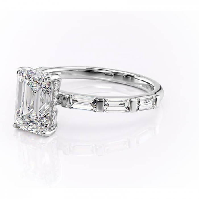 Inel de logodnă Beatrice din aur Alb 14kt cu moissanite tăietură smarald – Montură cu canal rafinată pentru profil înalt | Personalizează și configurează gratuit online [7]