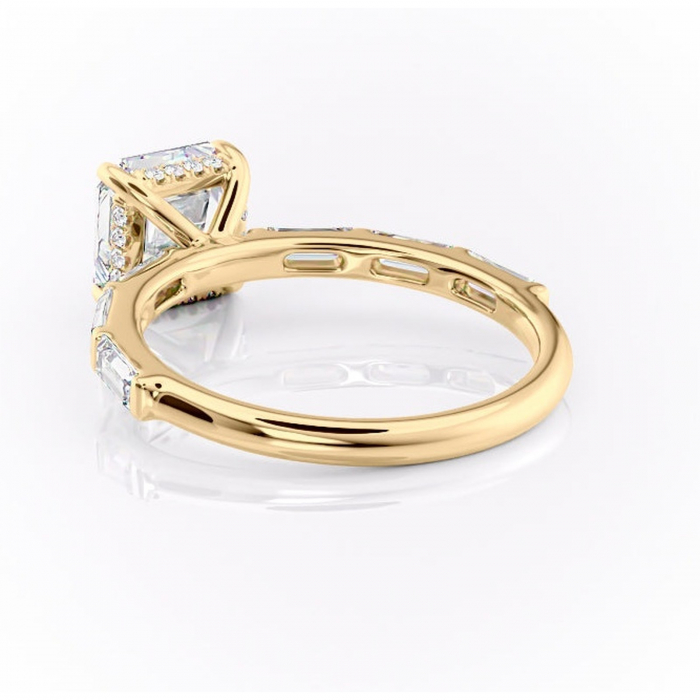 Inel de logodnă Beatrice din aur Galben 18kt cu moissanite tăietură asscher – Montură cu canal rafinată pentru profil înalt | Personalizează și configurează gratuit online [4]