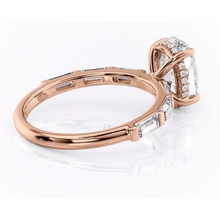 Inel de logodnă Beatrice din aur Rose 14kt cu moissanite tăietură ovală – Montură cu canal rafinată pentru profil înalt | Personalizează și configurează gratuit online [3]