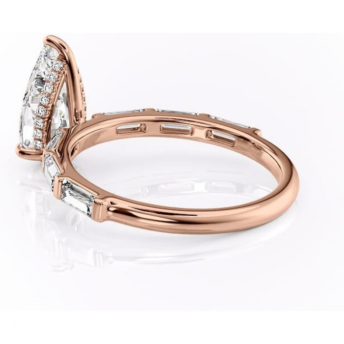 Inel de logodnă Beatrice din aur Rose 18kt cu moissanite tăietură pară – Montură cu canal rafinată pentru profil înalt | Personalizează și configurează gratuit online [5]