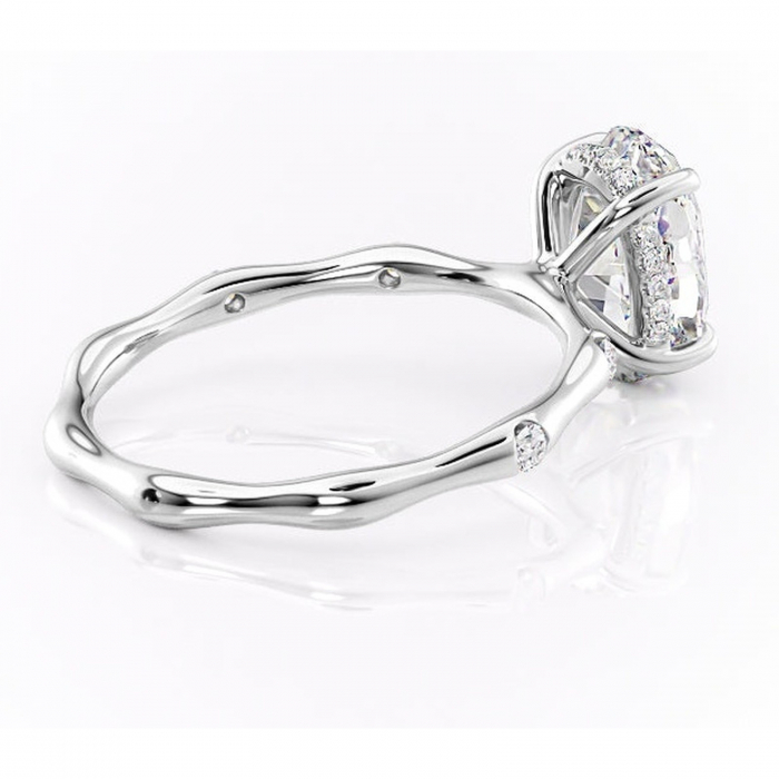 Inel de logodnă Bijou din aur Alb 14kt cu moissanite tăietură ovală – Pietre laterale rafinată pentru profil înalt | Personalizează și configurează gratuit online [3]