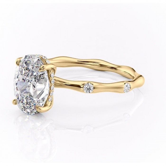 Inel de logodnă Bijou din aur Galben 18kt cu moissanite tăietură ovală – Pietre laterale rafinată pentru profil înalt | Personalizează și configurează gratuit online [7]