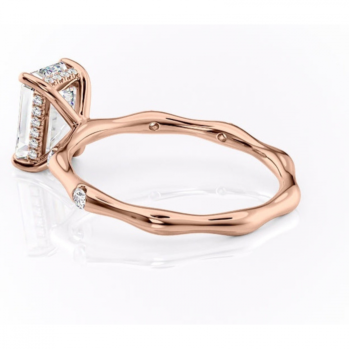 Inel de logodnă Bijou din aur Rose 14kt cu moissanite tăietură smarald – Pietre laterale rafinată pentru profil înalt | Personalizează și configurează gratuit online [5]