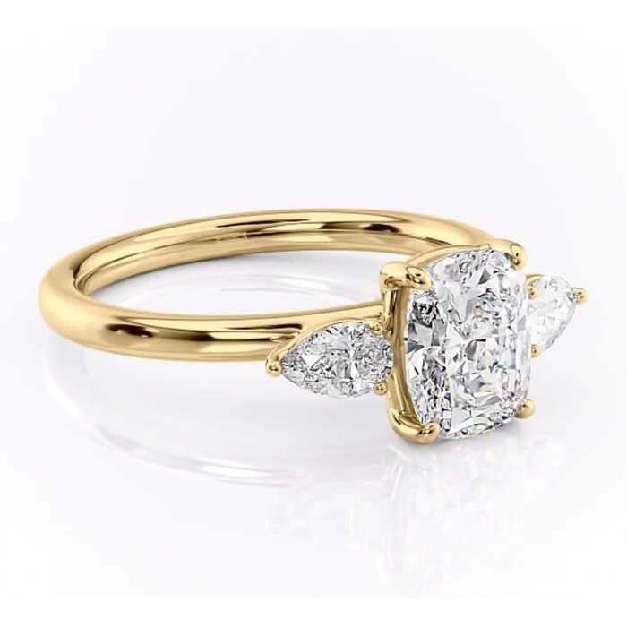 Inel de logodnă Blanche din aur Galben 14kt cu moissanite tăietură asscher – Montură cu trei pietre rafinată pentru profil înalt | Personalizează și configurează gratuit online [1]