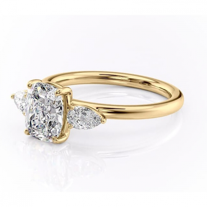 Inel de logodnă Blanche din aur Galben 14kt cu moissanite tăietură asscher – Montură cu trei pietre rafinată pentru profil înalt | Personalizează și configurează gratuit online [7]