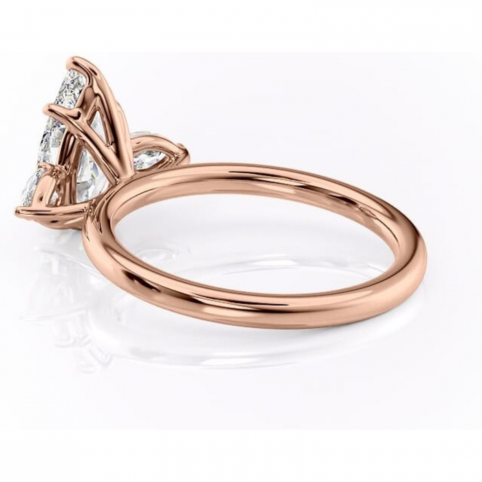 Inel de logodnă Blanche din aur Rose 14kt cu moissanite tăietură pară – Montură cu trei pietre rafinată pentru profil înalt | Personalizează și configurează gratuit online [5]