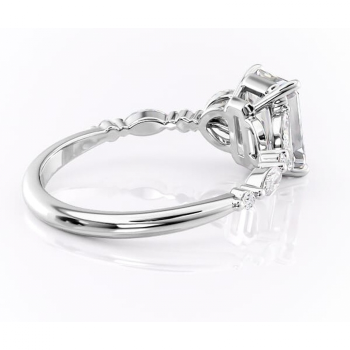 Inel de logodnă Bloom din aur Alb 14kt cu moissanite tăietură smarald – Montură cu trei pietre rafinată pentru profil mediu | Personalizează și configurează gratuit online [3]