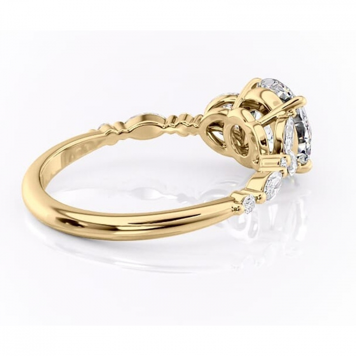 Inel de logodnă Bloom din aur Galben 14kt cu moissanite tăietură rotundă – Montură cu trei pietre rafinată pentru profil mediu | Personalizează și configurează gratuit online [3]