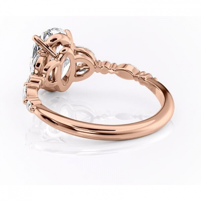 Inel de logodnă Bloom din aur Rose 14kt cu moissanite tăietură ovală – Montură cu trei pietre rafinată pentru profil mediu | Personalizează și configurează gratuit online [4]