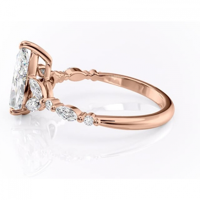 Inel de logodnă Bloom din aur Rose 18kt cu moissanite tăietură pară – Montură cu trei pietre rafinată pentru profil mediu | Personalizează și configurează gratuit online [6]