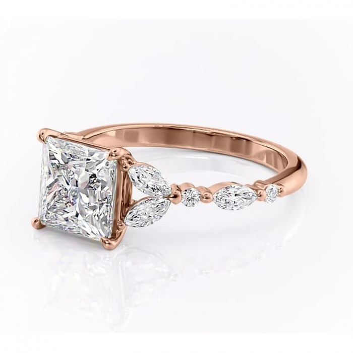 Inel de logodnă Bloom din aur Rose 18kt cu moissanite tăietură princess – Montură cu trei pietre rafinată pentru profil mediu | Personalizează și configurează gratuit online [7]