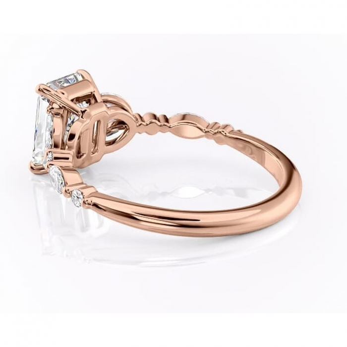 Inel de logodnă Bloom din aur Rose 14kt cu moissanite tăietură radiantă – Montură cu trei pietre rafinată pentru profil mediu | Personalizează și configurează gratuit online [5]