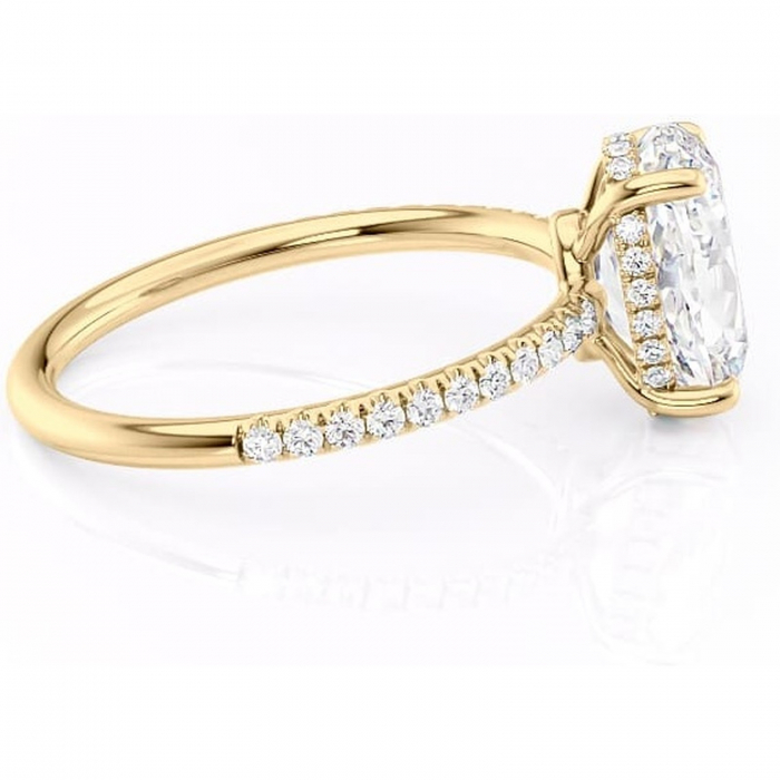 Inel de logodnă Brielle din aur Galben 14kt cu moissanite tăietură ovală – Montură Kamellie joasă rafinată pentru profil jos | Personalizează și configurează gratuit online [2]