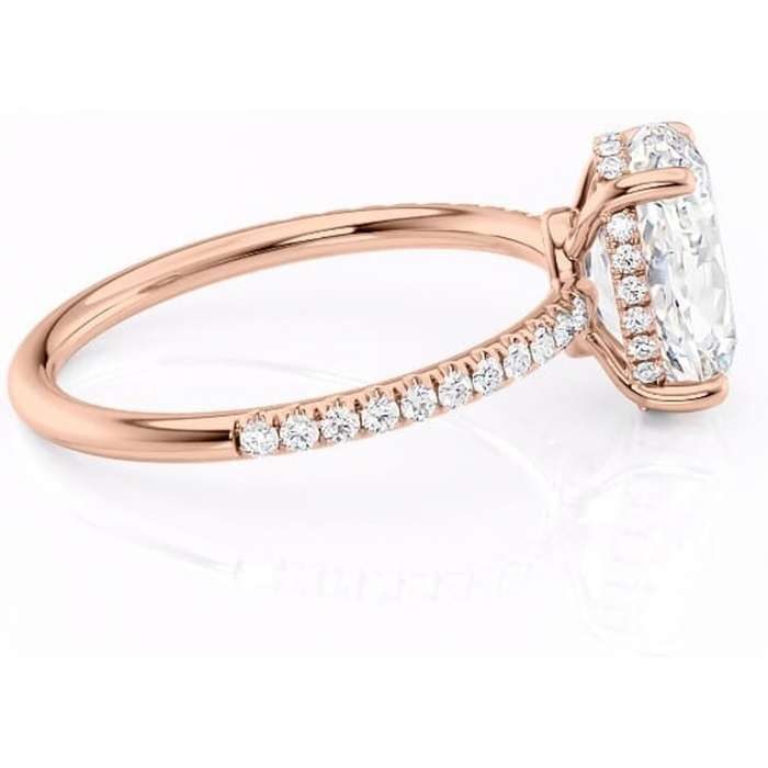 Inel de logodnă Brielle din aur Rose 14kt cu moissanite tăietură ovală – Montură Kamellie joasă rafinată pentru profil jos | Personalizează și configurează gratuit online [2]