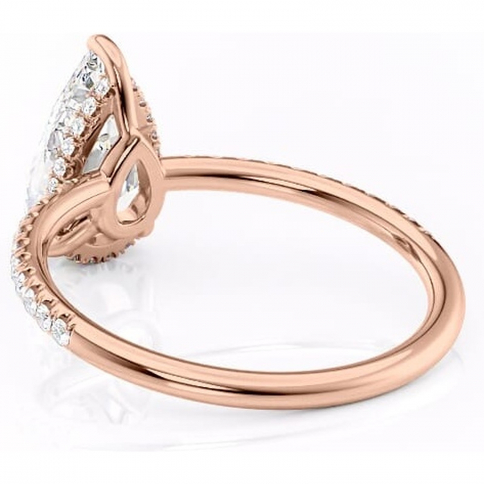 Inel de logodnă Brielle din aur Rose 18kt cu moissanite tăietură pară – Montură Kamellie joasă rafinată pentru profil jos | Personalizează și configurează gratuit online [4]