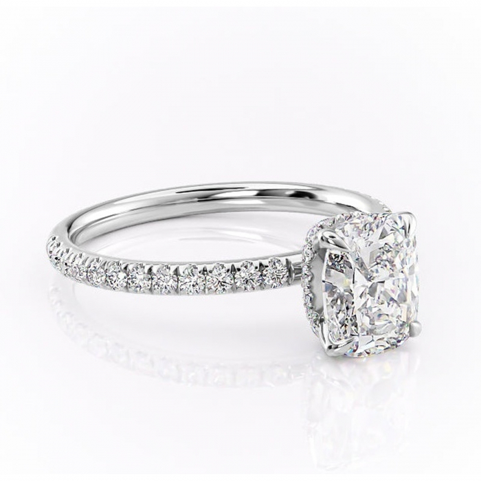 Inel de logodnă Briony din aur Alb 14kt cu moissanite tăietură pernă – Montură pavé rafinată pentru profil înalt | Personalizează și configurează gratuit online [1]